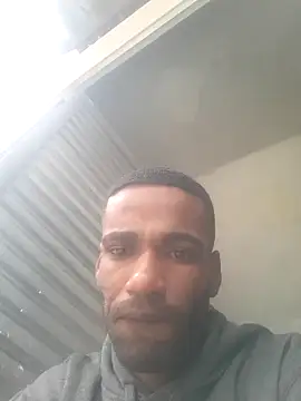 negrobrazil92 online show from October 22, 2025, 11:31 am