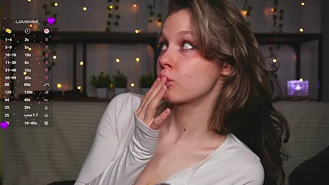 Snapshot of Tender_beauty chatting on June 27, 2026, 5:08 pm Tender beauty online show from June 27, 2026, 5:08 pm