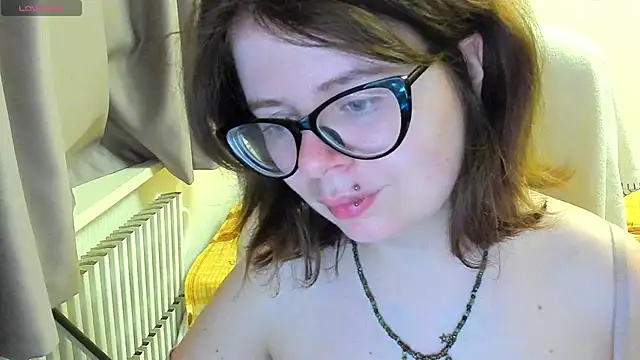 Snapshot of MilisaSweet777 chatting on September 18, 2025, 7:28 pm MilisaSweet777 online show from September 18, 2025, 7:28 pm