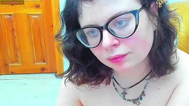 MilisaSweet777 online show from November 27, 2025, 9:26 pm