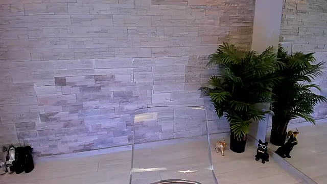 Snapshot of AngelInSinn chatting on September 28, 2025, 7:43 pm AngelInSinn online show from September 28, 2025, 7:43 pm