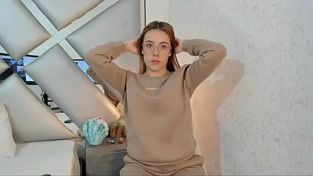 CRISTALEVANS VC online show from October 2, 2025, 6:06 am