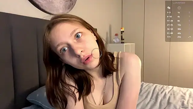 Snapshot of EllieDream chatting on September 24, 2025, 7:15 am EllieDream online show from September 24, 2025, 7:15 am