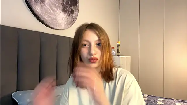 Snapshot of EllieDream chatting on September 23, 2025, 7:26 am EllieDream online show from September 23, 2025, 7:26 am