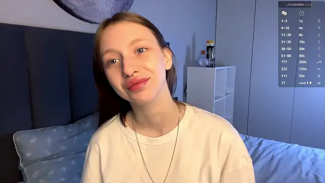 Snapshot of EllieDream chatting on September 25, 2025, 7:03 am EllieDream online show from September 25, 2025, 7:03 am