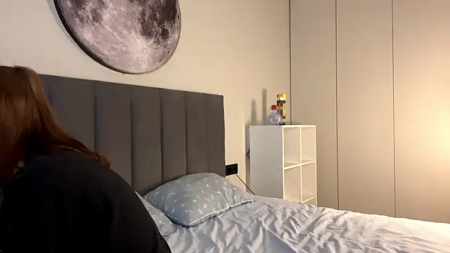 Snapshot of EllieDream chatting on September 17, 2025, 7:10 am EllieDream online show from September 17, 2025, 7:10 am