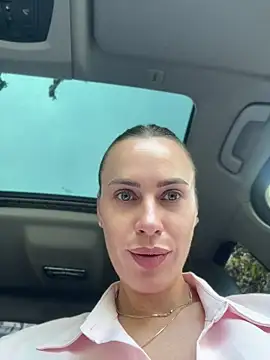  JessyRey  online show from June 11, 2026, 12:02 pm