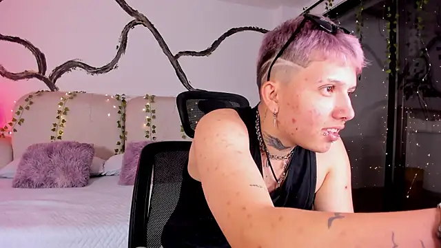 AlanRed  online show from October 5, 2025, 3:41 am