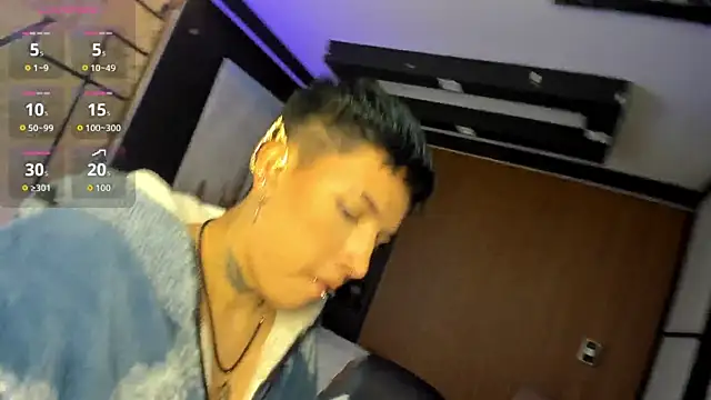 AlanRed  online show from October 15, 2025, 8:17 pm