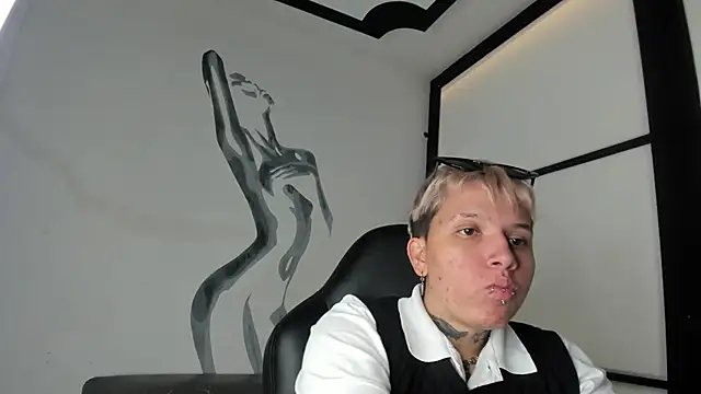 AlanRed  online show from October 3, 2025, 4:36 am