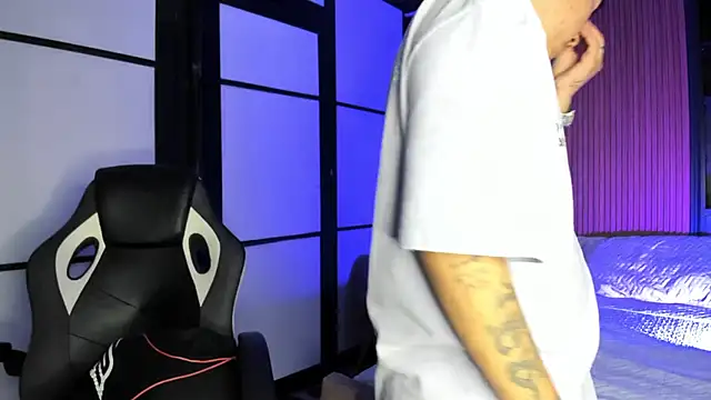 AlanRed  online show from October 26, 2025, 7:25 pm