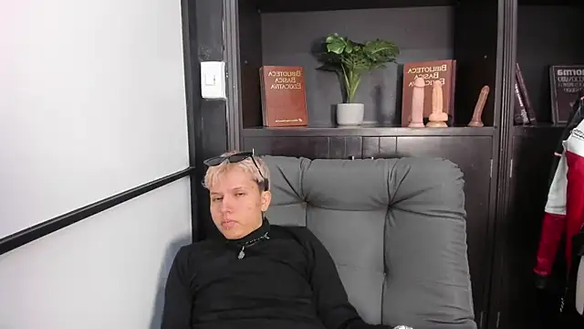 AlanRed  online show from September 29, 2025, 4:30 am