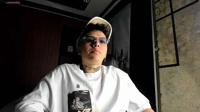 AlanRed  online show from November 1, 2025, 8:25 pm