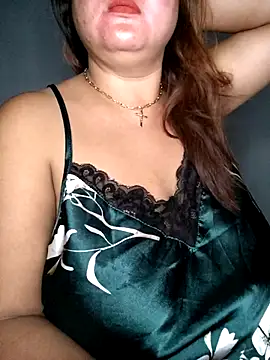 Snapshot of lady_rosie chatting on November 2, 2025, 12:54 pm lady rosie online show from November 2, 2025, 12:54 pm