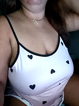 Snapshot of lady_rosie chatting on October 30, 2025, 9:33 pm lady rosie online show from October 30, 2025, 9:33 pm