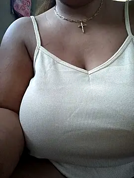 Snapshot of lady_rosie chatting on October 14, 2025, 12:33 am lady rosie online show from October 14, 2025, 12:33 am