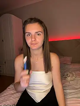 Stefaniyka online show from September 8, 2025, 5:56 pm