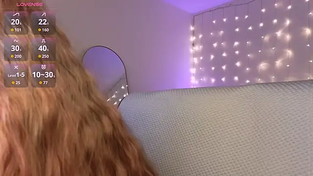 RebeccaAster online show from May 27, 2026, 4:58 pm