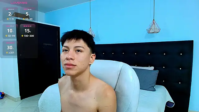 Abraham horny18 online show from September 30, 2025, 8:37 pm