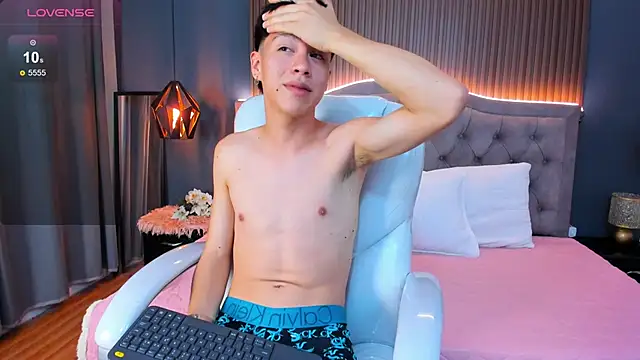 Abraham horny18 online show from October 20, 2025, 6:41 pm