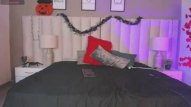 college muscle ass1 online show from October 24, 2025, 2:43 am