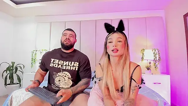 college muscle ass1 online show from September 19, 2025, 2:37 am