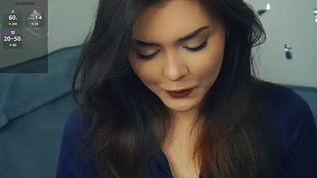 MerlynDinovo online show from October 3, 2025, 9:11 am