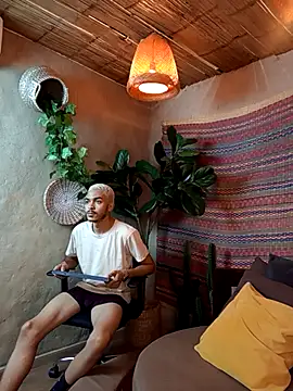 MarcusRain  online show from September 28, 2025, 3:35 am