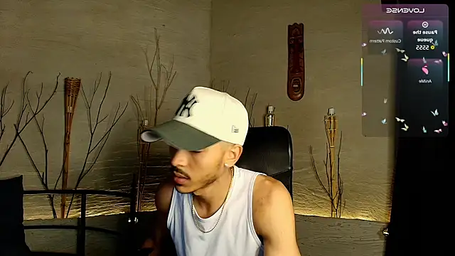 MarcusRain  online show from October 24, 2025, 7:46 pm