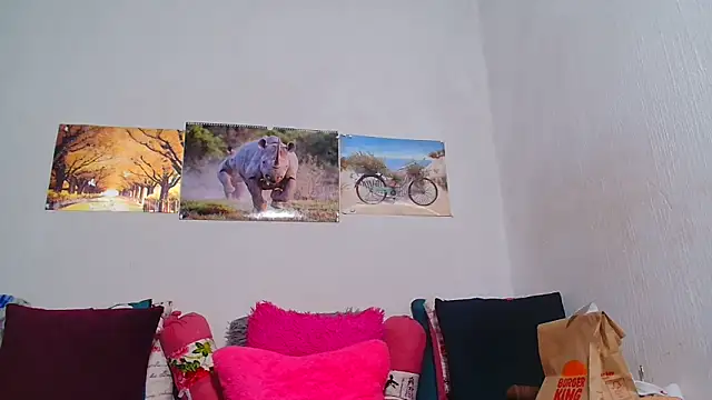 LoloQueen5 online show from October 2, 2025, 9:34 am