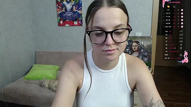 Violetwin online show from September 30, 2025, 6:58 pm