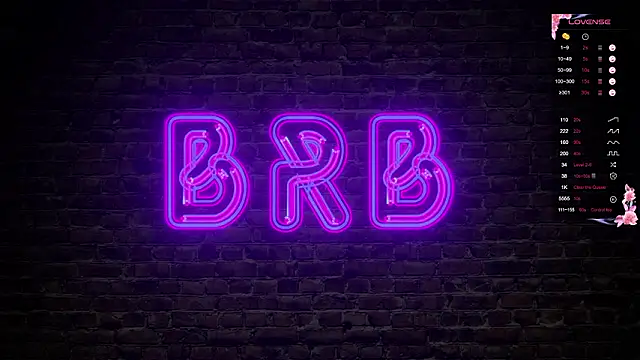 Snapshot of Violetwin chatting on February 13, 2026, 9:42 am Violetwin online show from February 13, 2026, 9:42 am