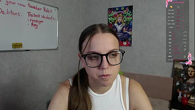 Violetwin online show from October 15, 2025, 4:26 pm