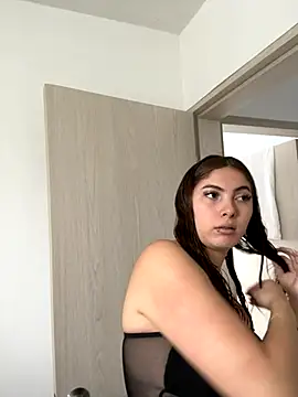 Snapshot of Samantha_2190 chatting on September 25, 2025, 6:36 pm Samantha 2190 online show from September 25, 2025, 6:36 pm