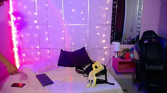 Snapshot of Justin_gray_ chatting on October 4, 2025, 2:07 pm Justin gray online show from October 4, 2025, 2:07 pm