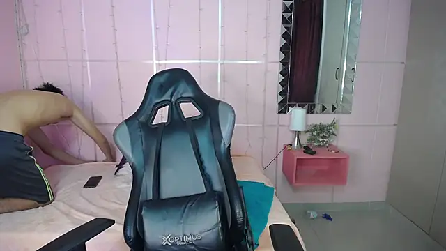 Snapshot of Justin_gray_ chatting on September 13, 2025, 1:55 pm Justin gray online show from September 13, 2025, 1:55 pm