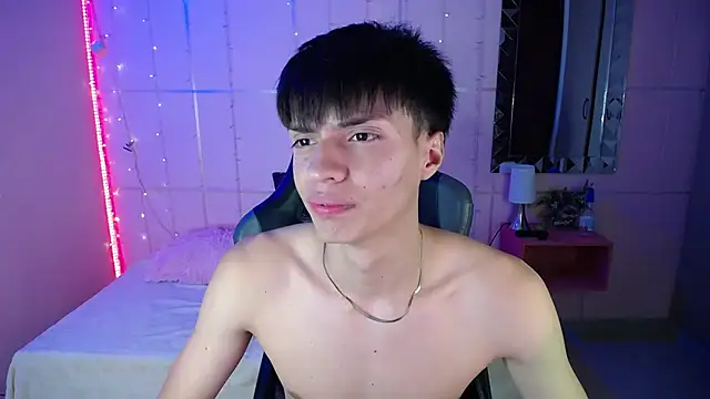 Snapshot of Justin_gray_ chatting on September 25, 2025, 8:59 pm Justin gray online show from September 25, 2025, 8:59 pm