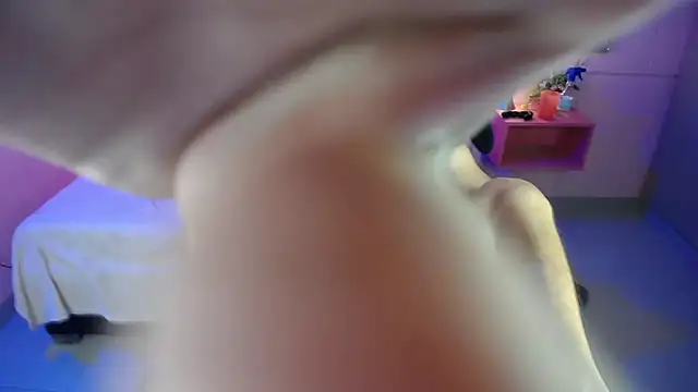 Snapshot of Justin_gray_ chatting on September 26, 2025, 8:49 pm Justin gray online show from September 26, 2025, 8:49 pm