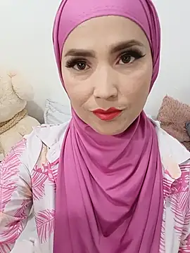 jamila zair online show from May 22, 2026, 3:43 pm