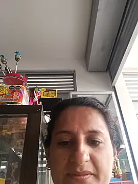 Titiss8921 online show from September 12, 2025, 12:16 pm