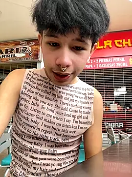 Snapshot of bjorn_andresen_ chatting on October 29, 2025, 2:16 pm bjorn andresen  online show from October 29, 2025, 2:16 pm