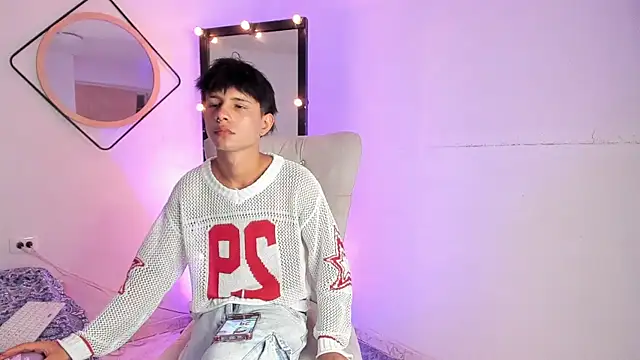 Snapshot of bjorn_andresen_ chatting on October 2, 2025, 7:06 pm bjorn andresen  online show from October 2, 2025, 7:06 pm