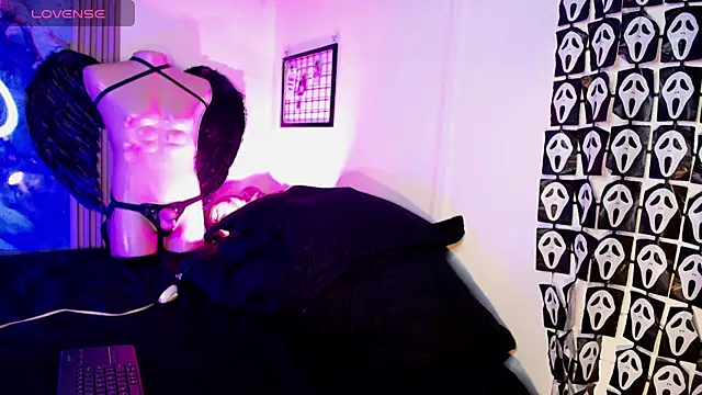 Snapshot of Valkiria_09 chatting on October 24, 2025, 4:00 am Valkiria 09 online show from October 24, 2025, 4:00 am