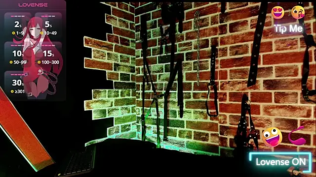 Snapshot of Valkiria_09 chatting on October 30, 2025, 3:38 am Valkiria 09 online show from October 30, 2025, 3:38 am