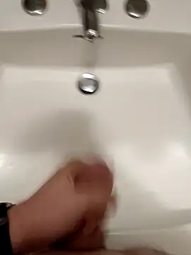 Snapshot of Empi19cm chatting on September 12, 2025, 12:00 am Empi19cm online show from September 12, 2025, 12:00 am