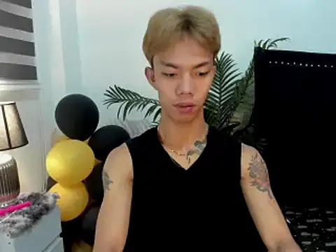 jersthebigfuckerxxx online show from November 1, 2025, 6:51 am