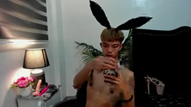 jersthebigfuckerxxx online show from October 30, 2025, 6:23 am