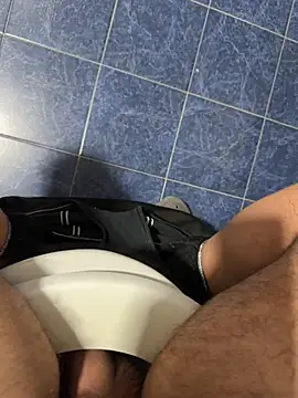 maialexte online show from February 6, 2026, 5:03 am