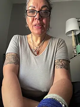 Snapshot of dieseldame1313 chatting on February 25, 2025, 5:30 pm dieseldame1313 online show from February 25, 2025, 5:30 pm