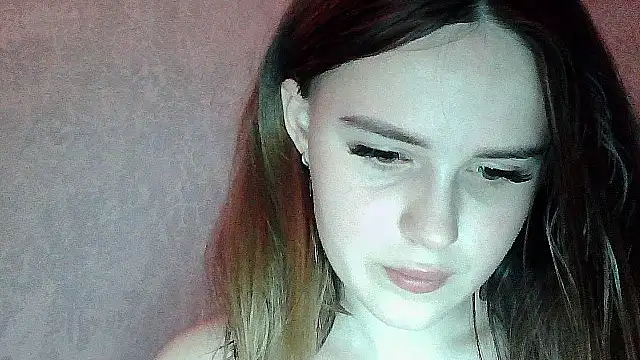 SweetLoraa online show from January 7, 2026, 12:59 am